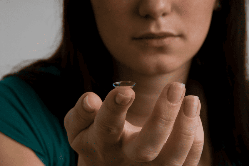 Singleuse contact lenses reduce complications Eye Clinic of Austin